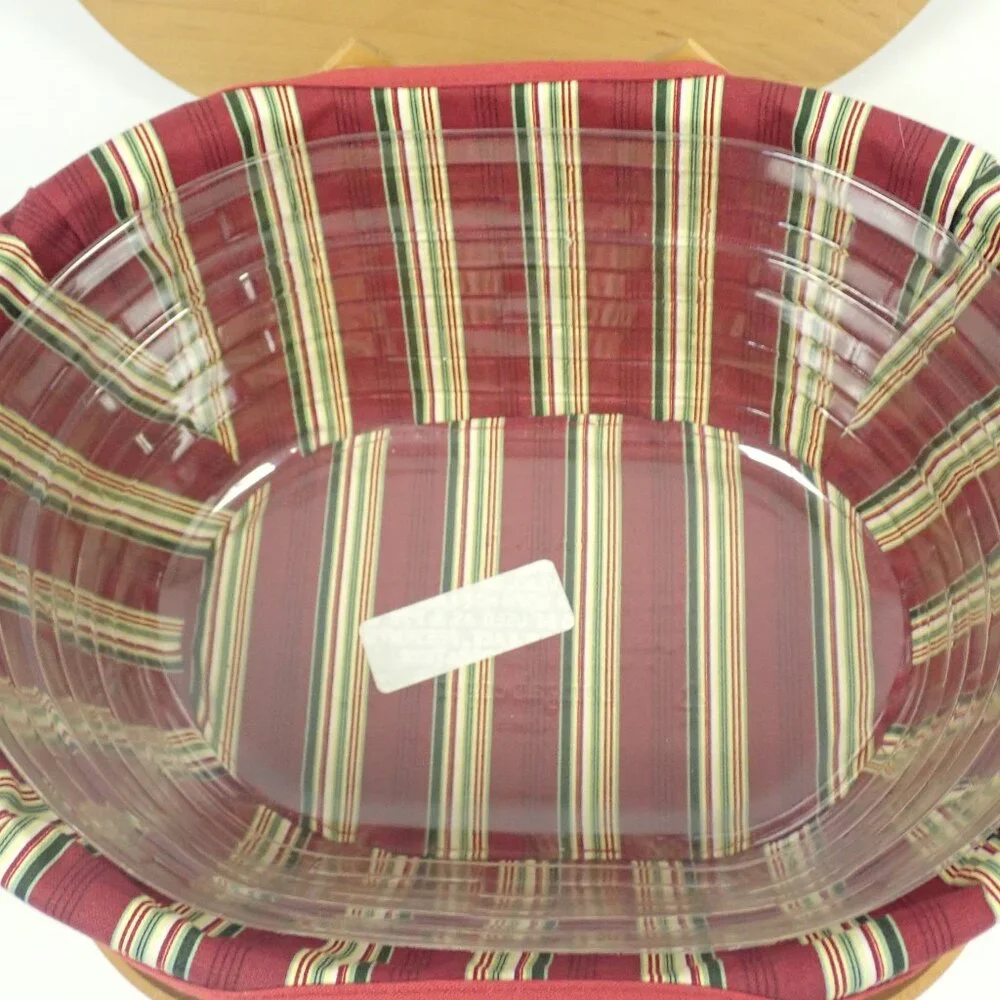 2004 Christmas Collection Longaberger basket. Get together